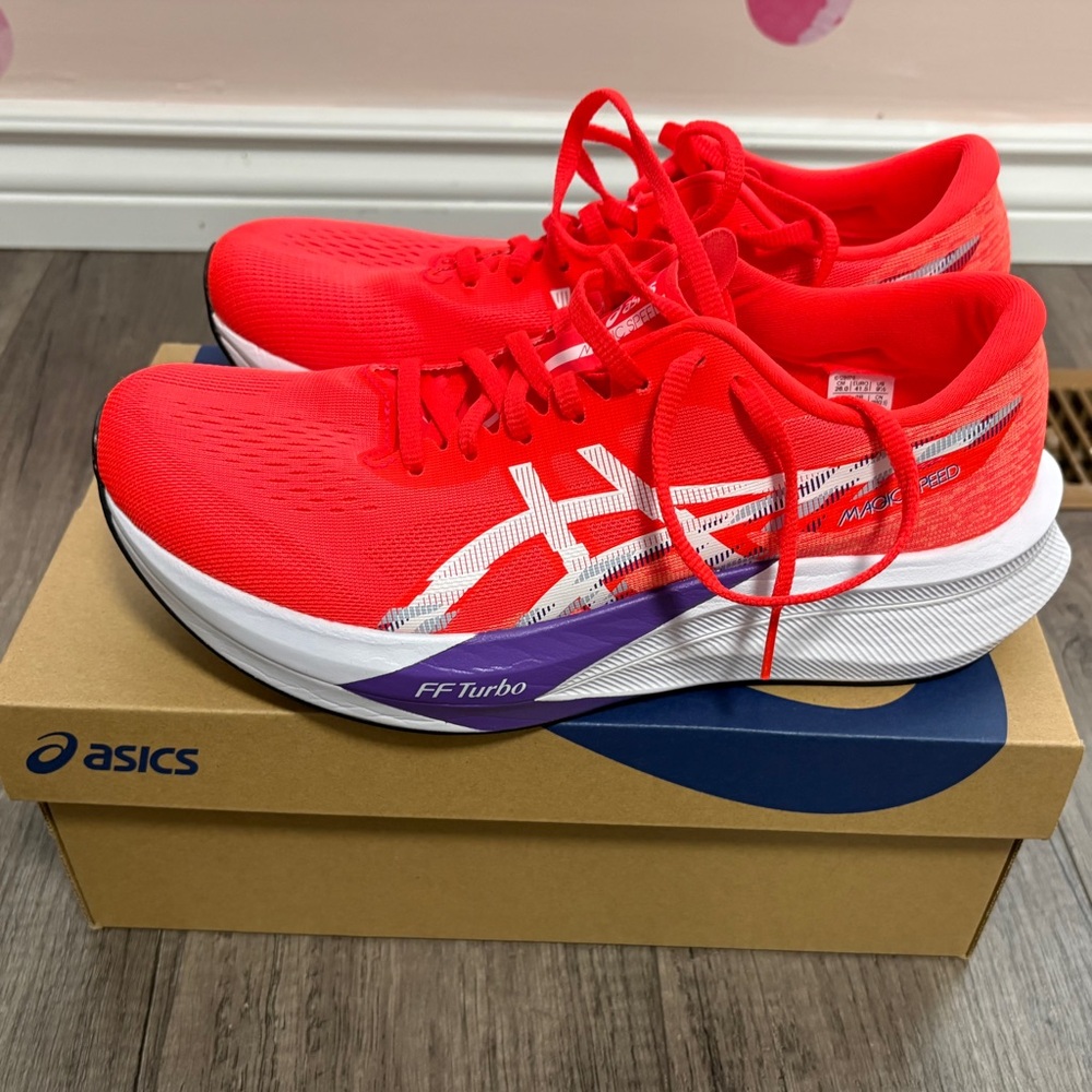 ASICS Magic Speed 4 - Picture 3 of 4